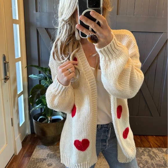 New Heart Embroidered Cardigan Sweater ~ Sweetest Oversized Knit Valentine' Day - Picture 3 of 9